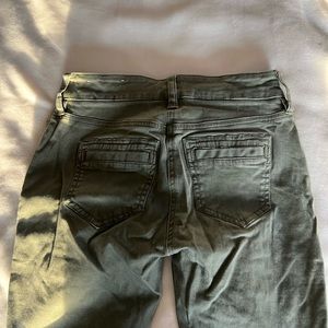 Loft Army Green ankle length pants, size 24/25